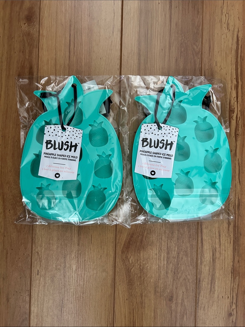 BLUSH 2 Pack Teal Pineapple-Shaped Silicone Ice Mold Set